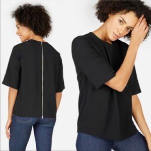 Everlane Japanese GoWeave Back-Zip Tee - Black - Sz 6